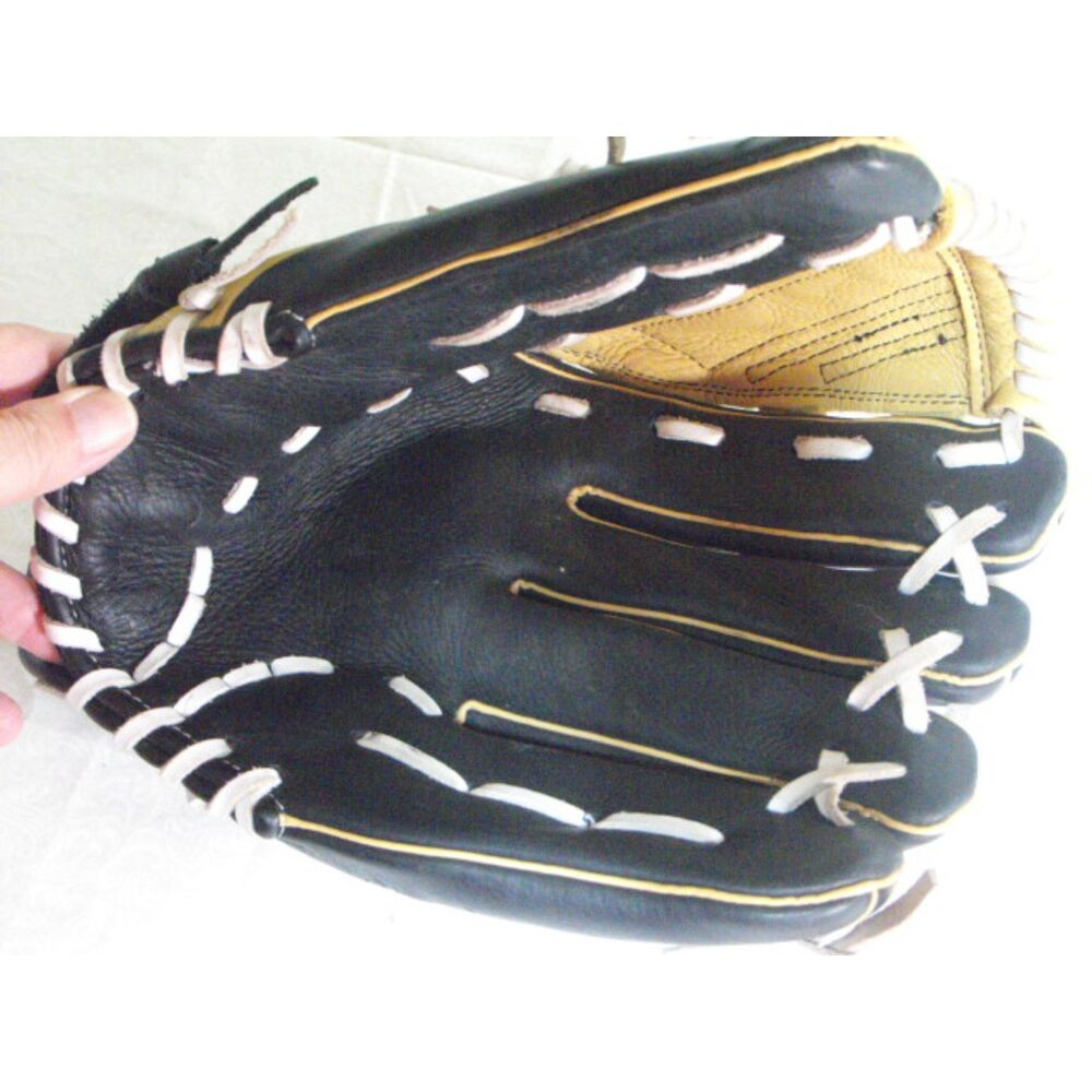 Wilson A500 12.5" Youth Baseball Glove Black Tan Leather Right Handed